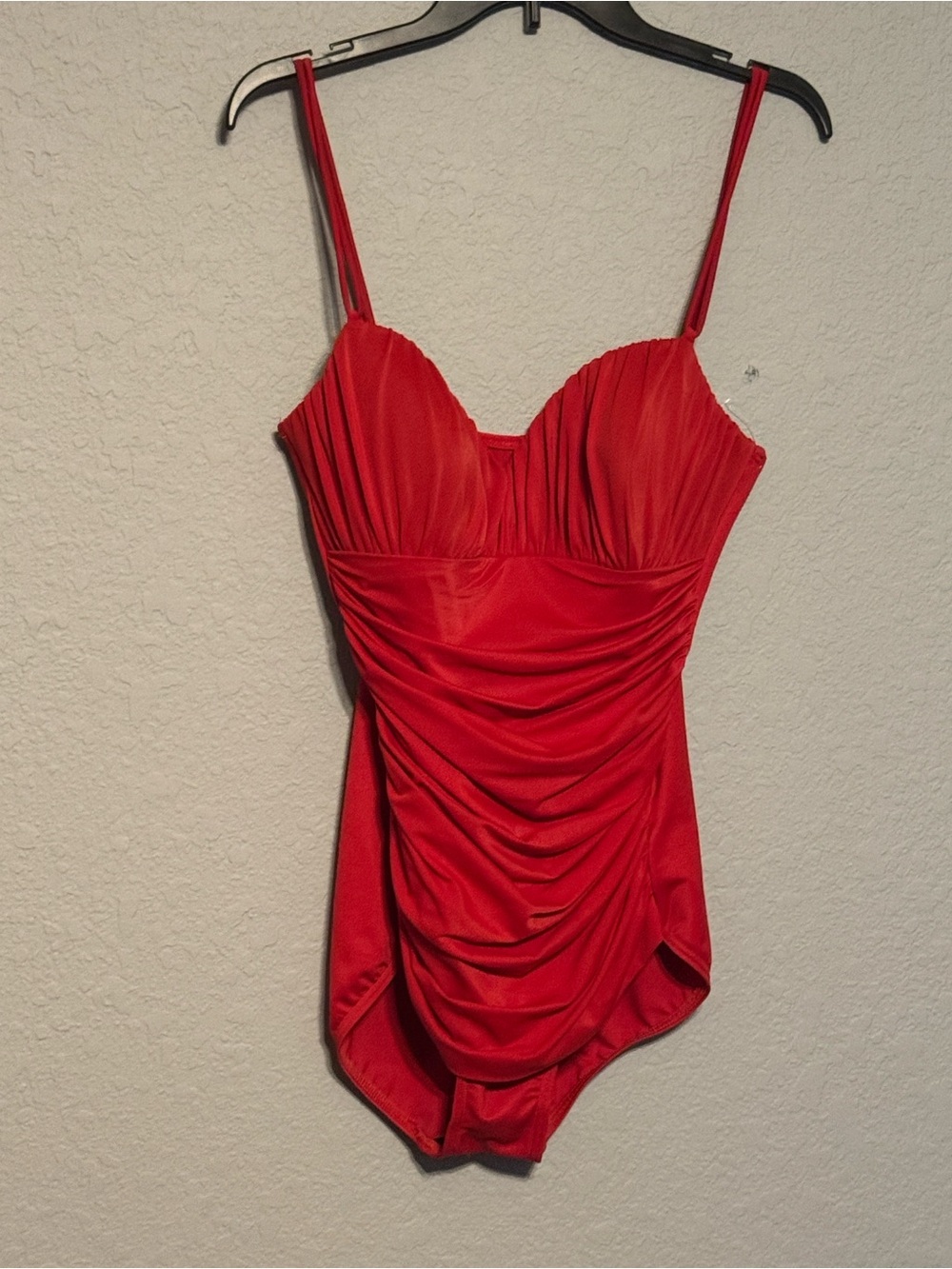 Magicsuit Red Ruched Tummy Control One Piece Swimsuit Size 12 Sweetheart. NWOT